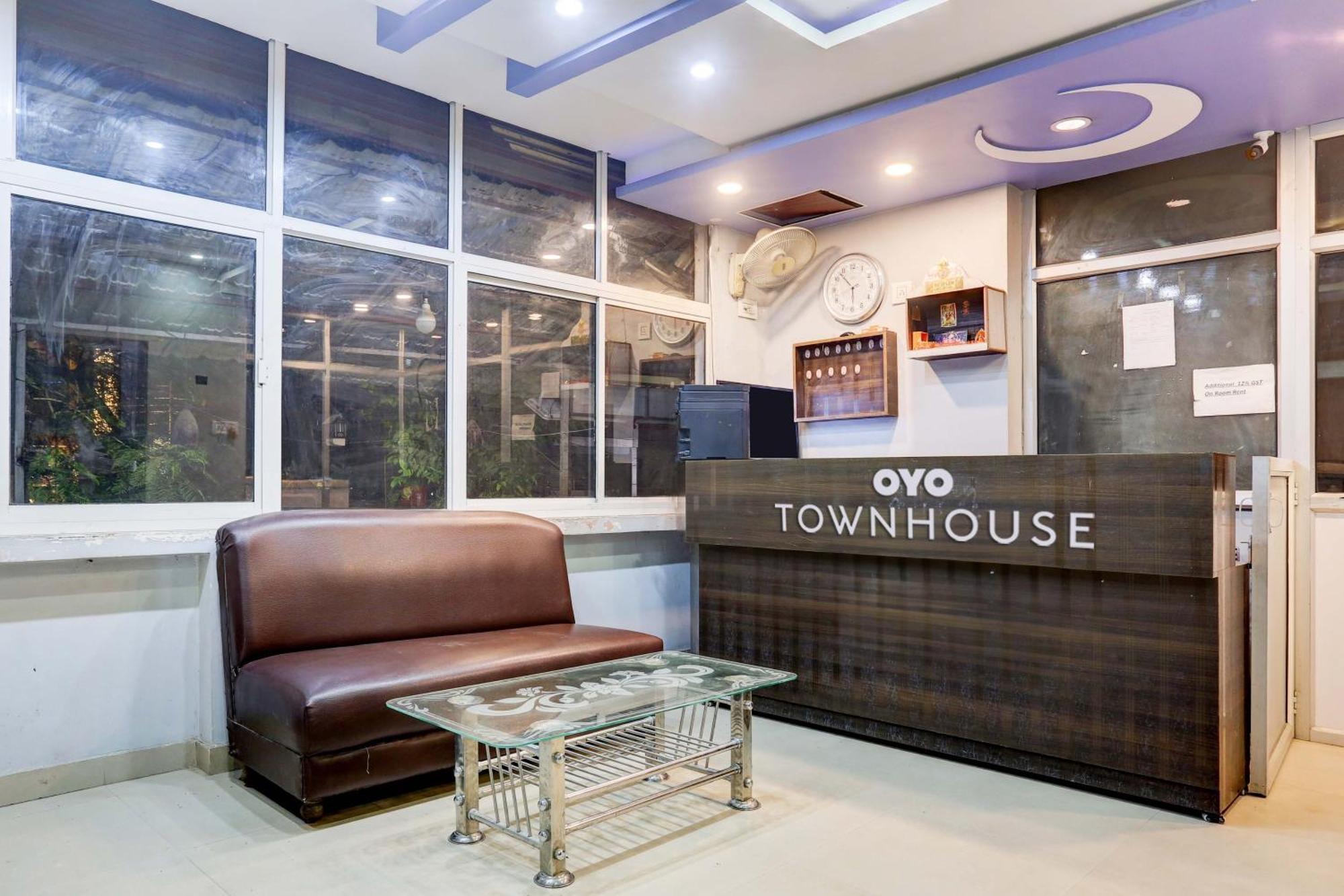 Collection O Hotel Moon Light ลัคเนา ภายนอก รูปภาพ